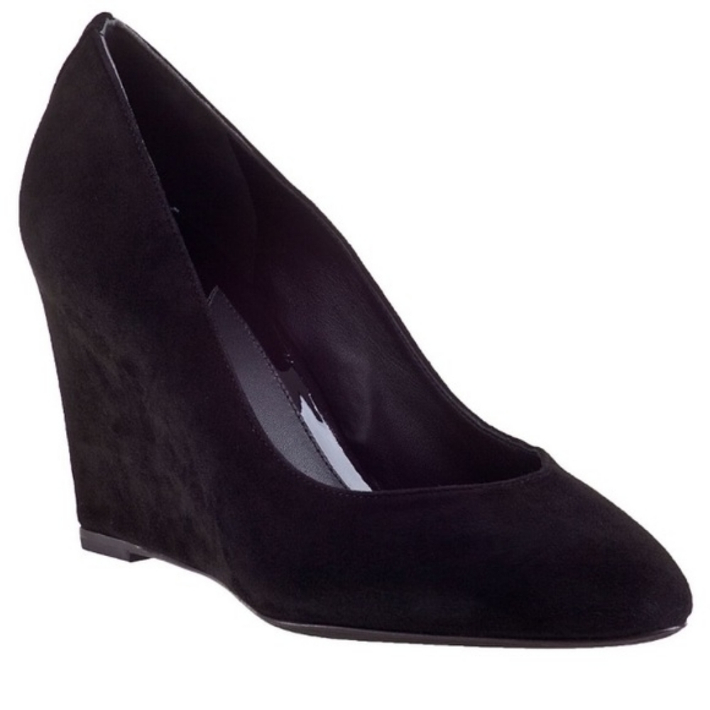 NWT, Brian Atwood Wedge